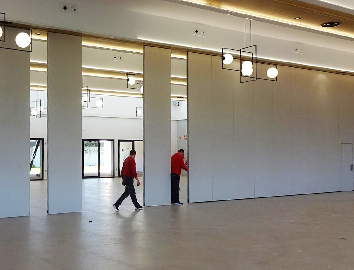 Tabiexpert Espacios Móviles viste de blanco salones de bodas y celebraciones